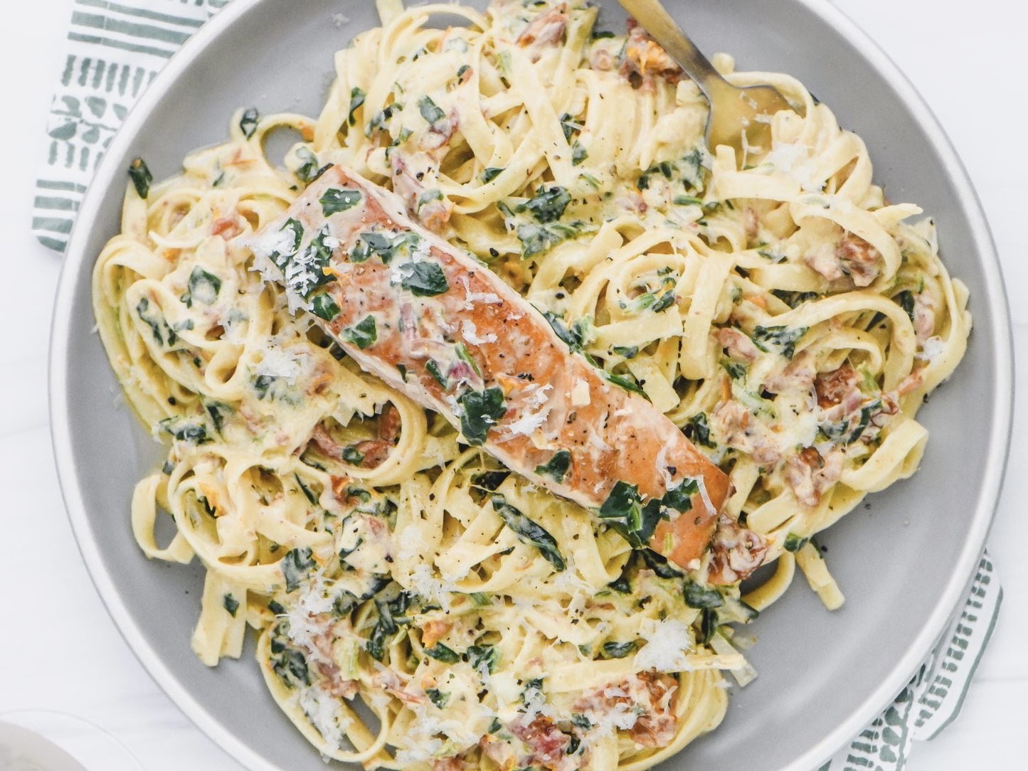 ЛОСОС ПАСТА